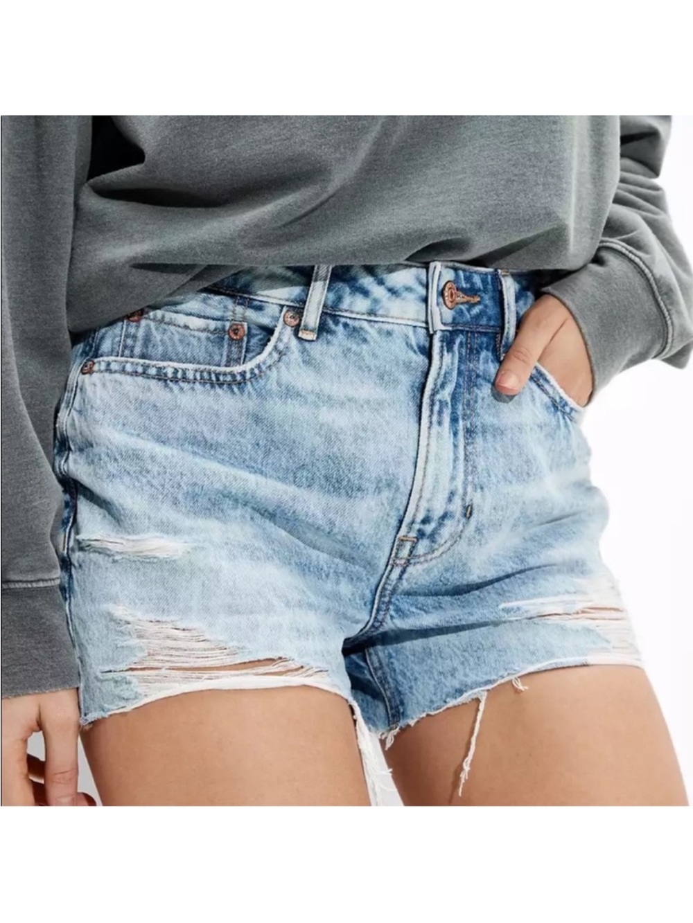 American Eagle Outfitters tomgirl comfort stretch Light Blue Denim Shorts ripped